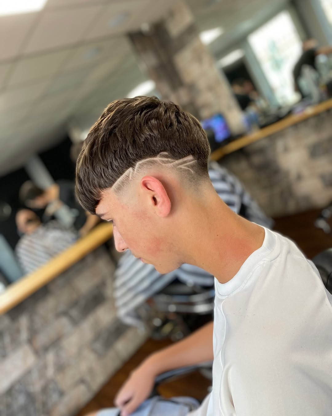 Barba perfilada con navaja en The Good Barber